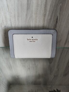 Kate Spade Bicolor Leather Zip Wallet - White & Light Gray